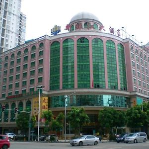 New Pearl River Hotel